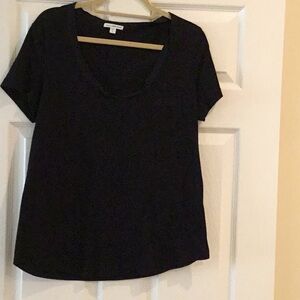 Standard James Perse Women's Black T-Shirt SZ4 worn once excellent condition